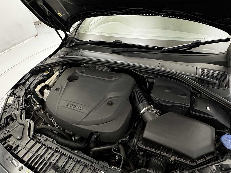 Volvo S60 D4 R-Design Nav Manual