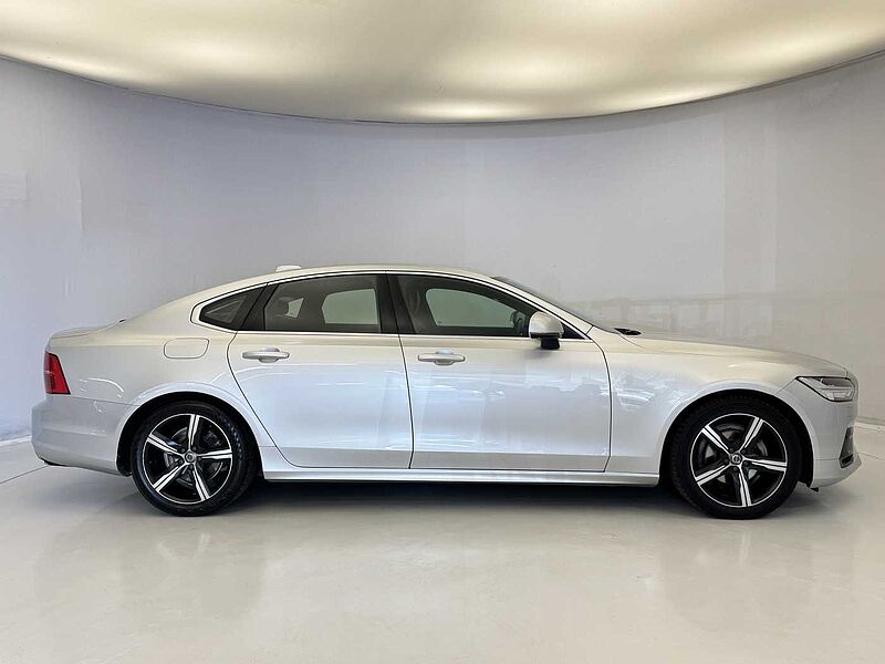 Volvo S90 D4 R-Design Automatic