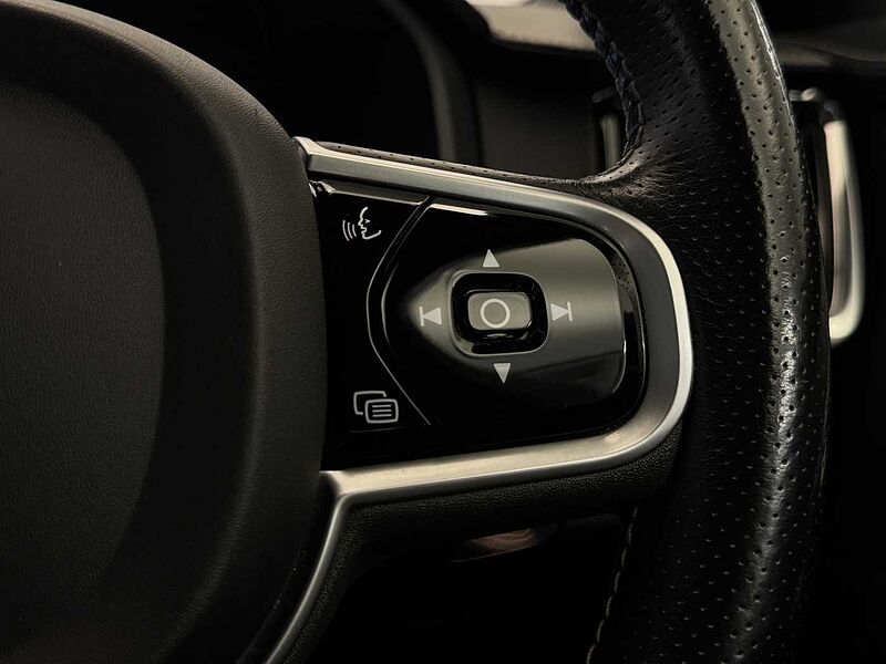 Volvo S90 D4 R-Design Automatic