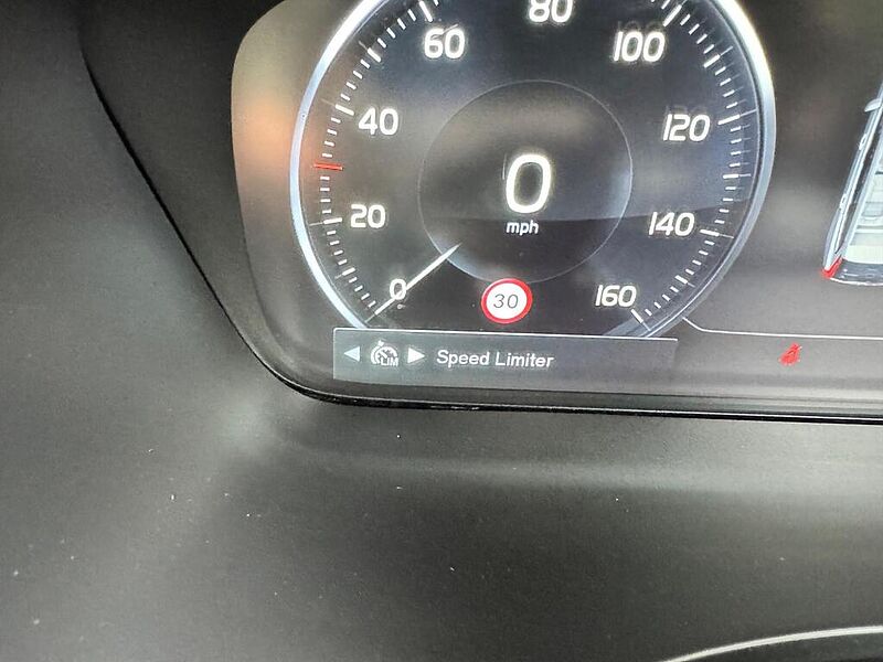 Volvo V90 Cross Country D4 AWD Pro Automatic