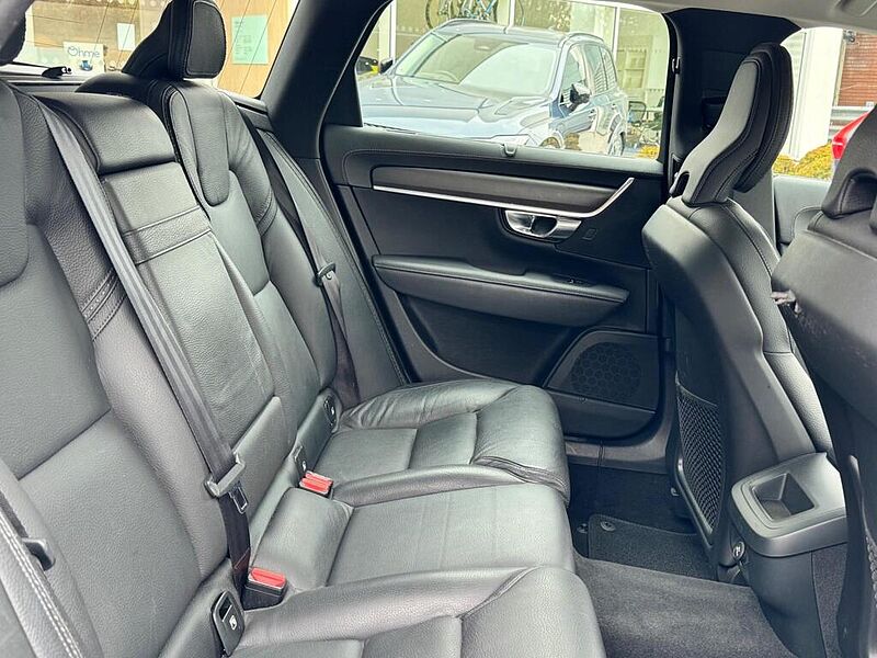 Volvo V90 Cross Country D4 AWD Pro Automatic