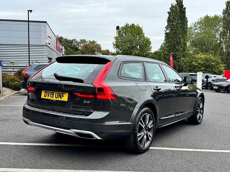 Volvo V90 Cross Country D4 AWD Pro Automatic