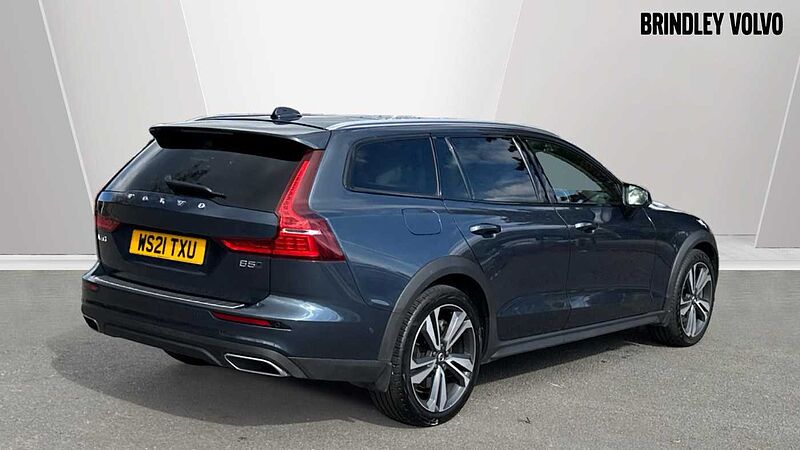 Volvo V60 Cross Country Pro, B5 AWD mild hybrid