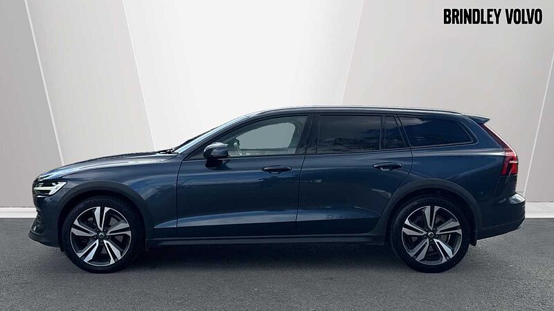 Volvo V60 Cross Country Pro, B5 AWD mild hybrid