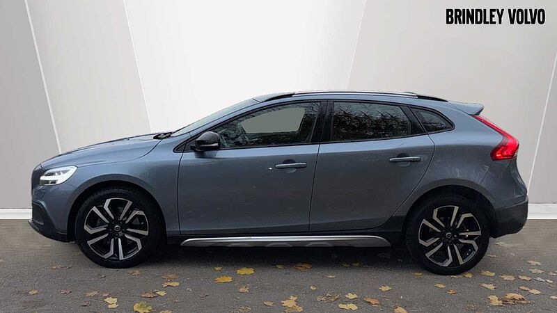 Volvo V40 Cross Country T3 Pro Automatic