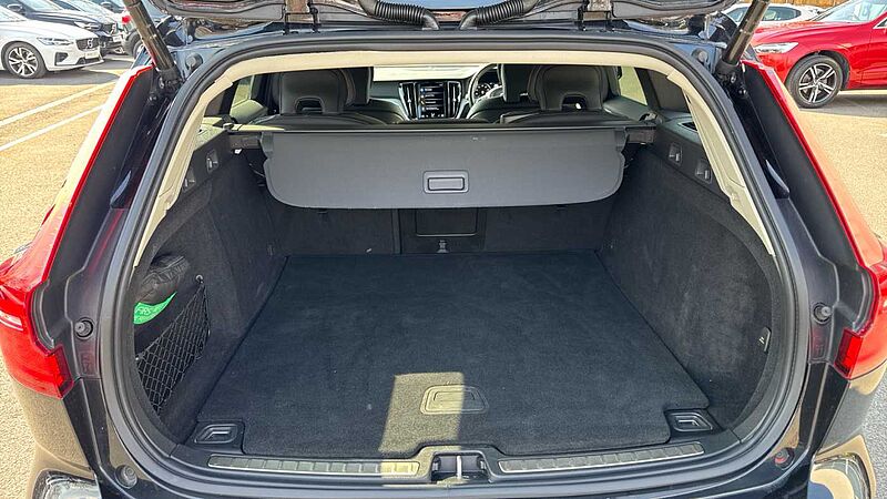 Volvo V60 Cross Country Country, B5 AWD mild hybrid