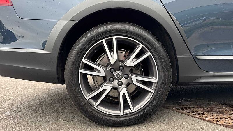 Volvo V90 Cross Country T5 AWD Plus Automatic