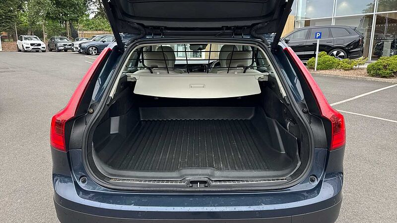 Volvo V90 Cross Country T5 AWD Plus Automatic