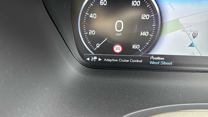 Volvo V90 Cross Country T5 AWD Plus Automatic