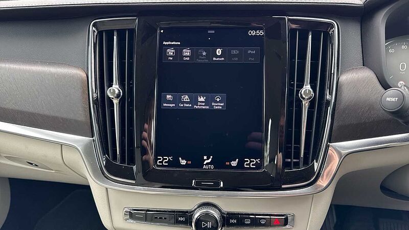 Volvo V90 Cross Country T5 AWD Plus Automatic