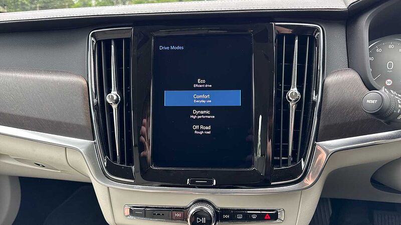 Volvo V90 Cross Country T5 AWD Plus Automatic
