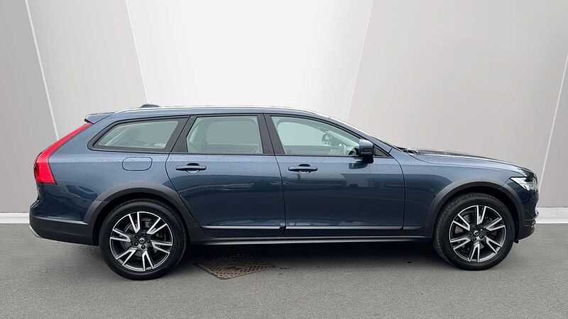 Volvo V90 Cross Country T5 AWD Plus Automatic