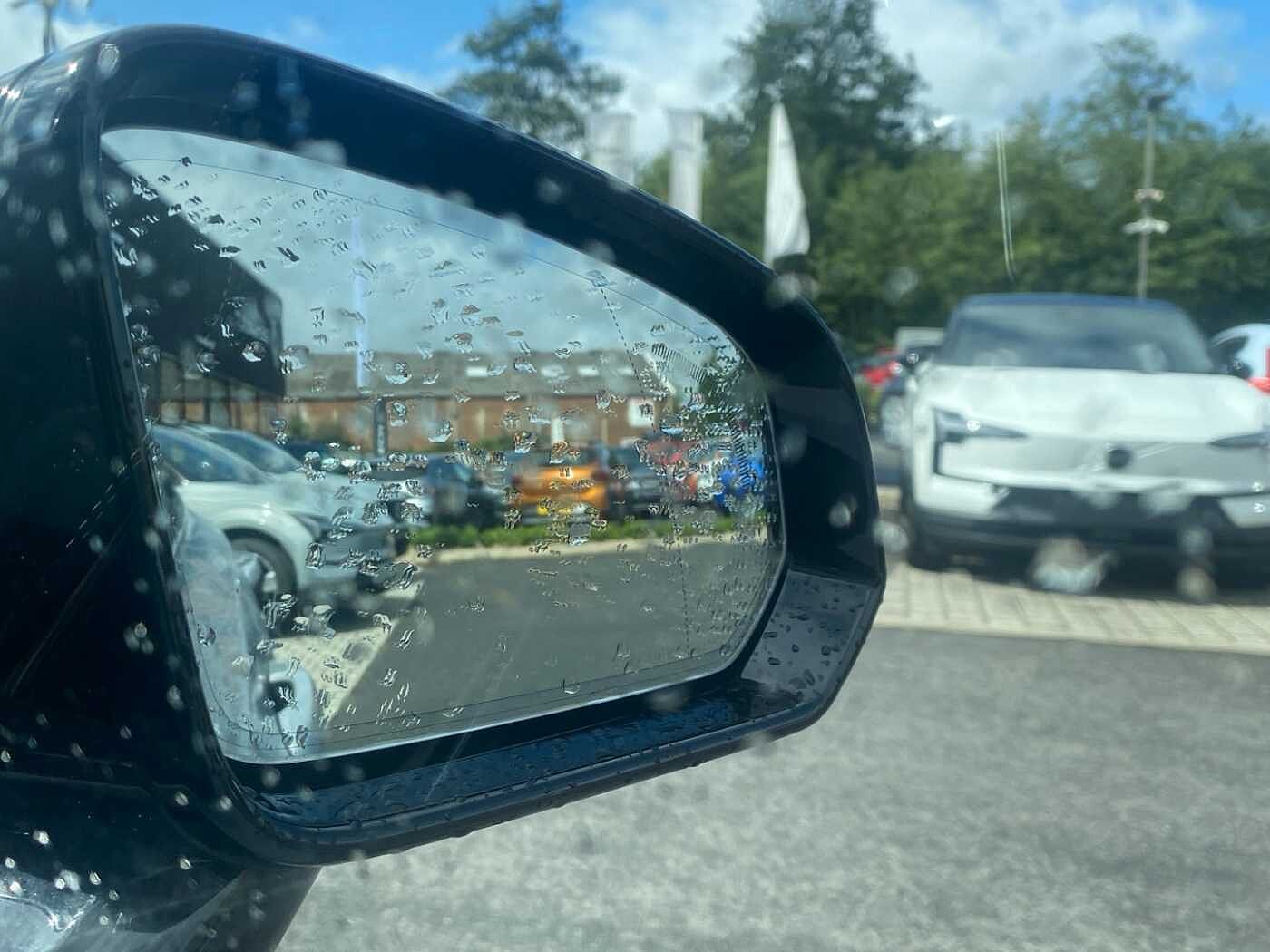 Volvo V90 Ultra, T8 AWD Plug-in hybrid, Electric/Petrol, Dark