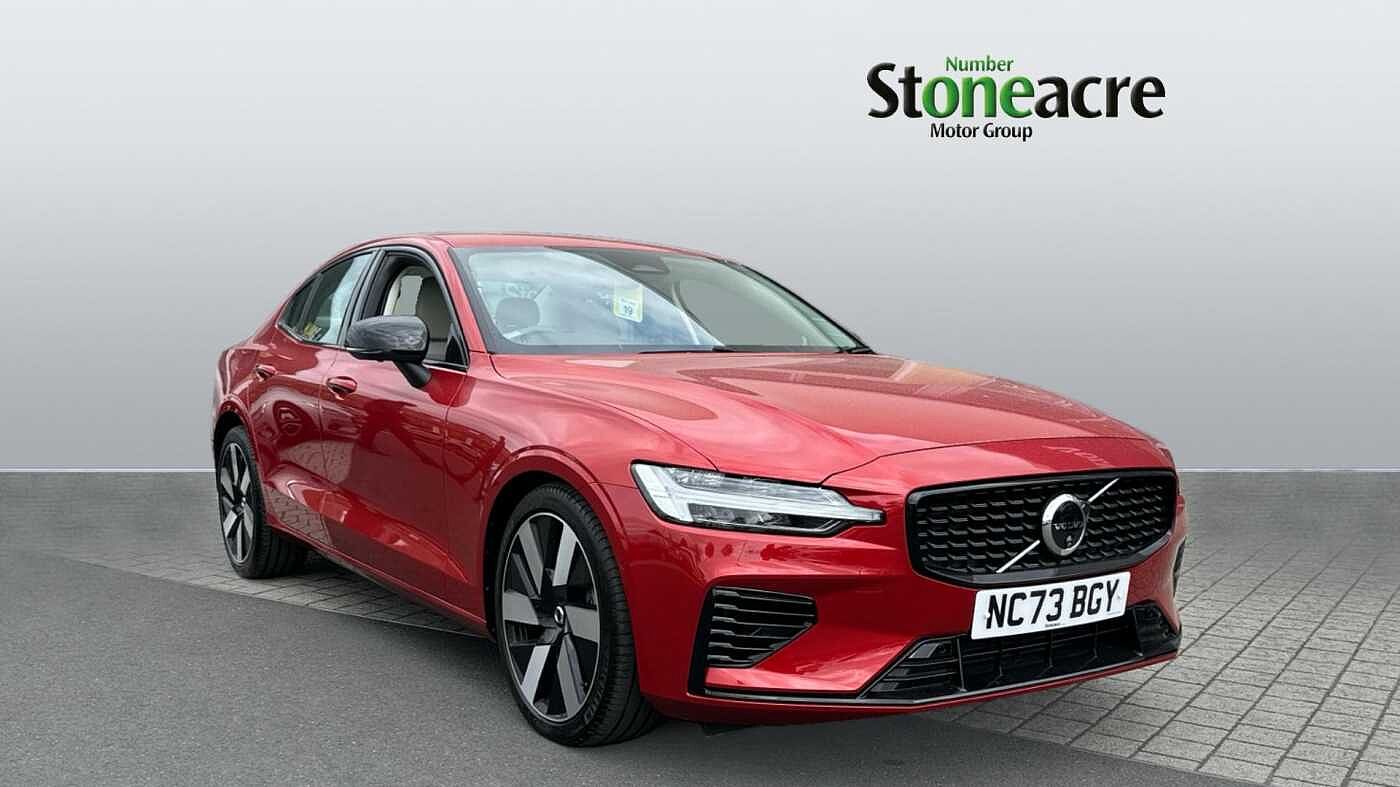 Volvo S60 Recharge Plus, T8 AWD Plug-in hybrid, Electric/Petrol, Dark