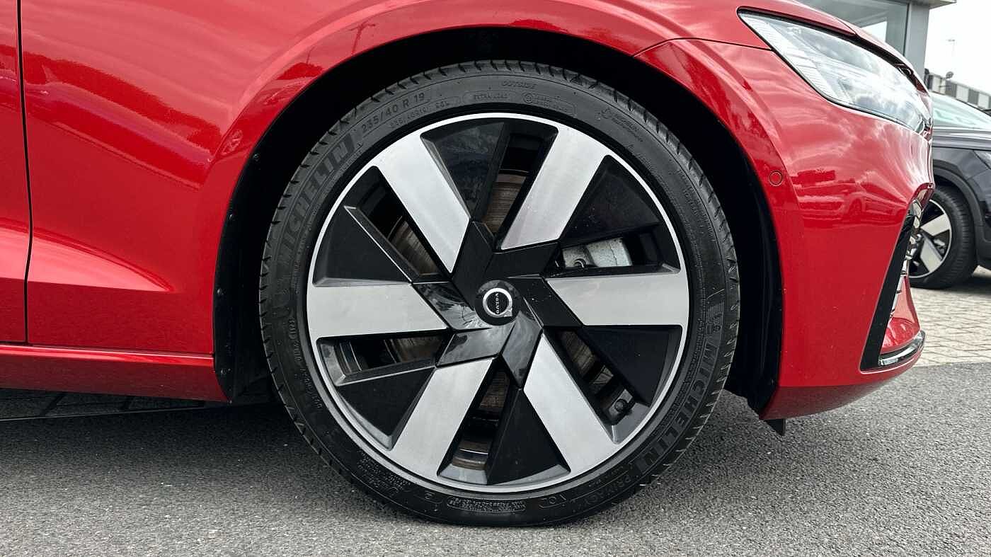 Volvo S60 Recharge Plus, T8 AWD Plug-in hybrid, Electric/Petrol, Dark