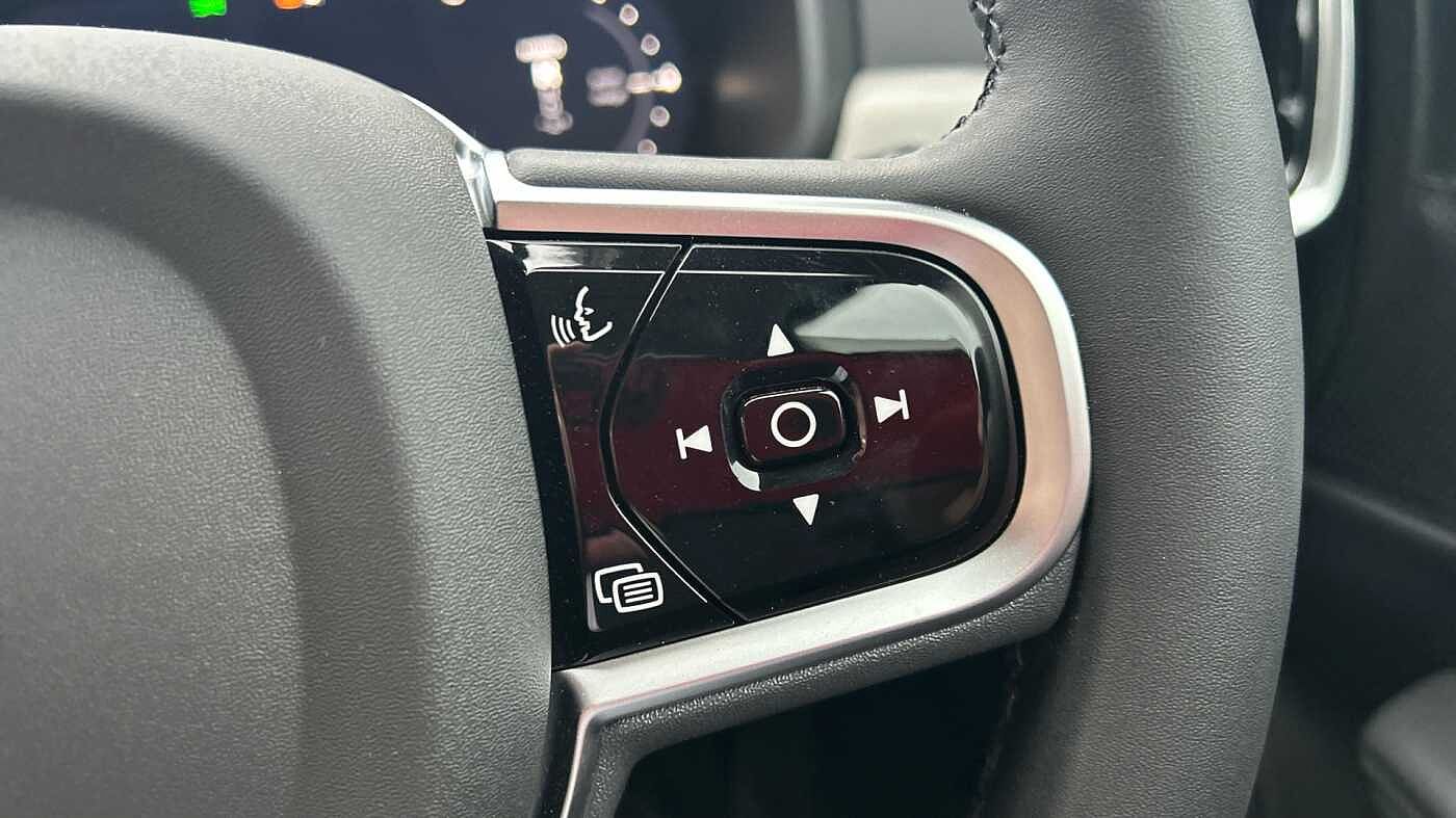 Volvo V90 Plus, T6 AWD Plug-in hybrid, Electric/Petrol, Dark