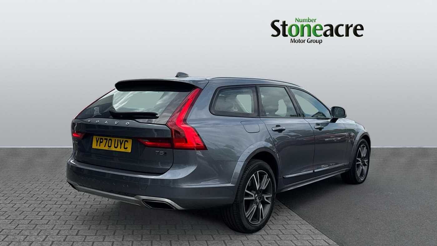 Volvo V90 Cross Country T5 AWD Plus Automatic