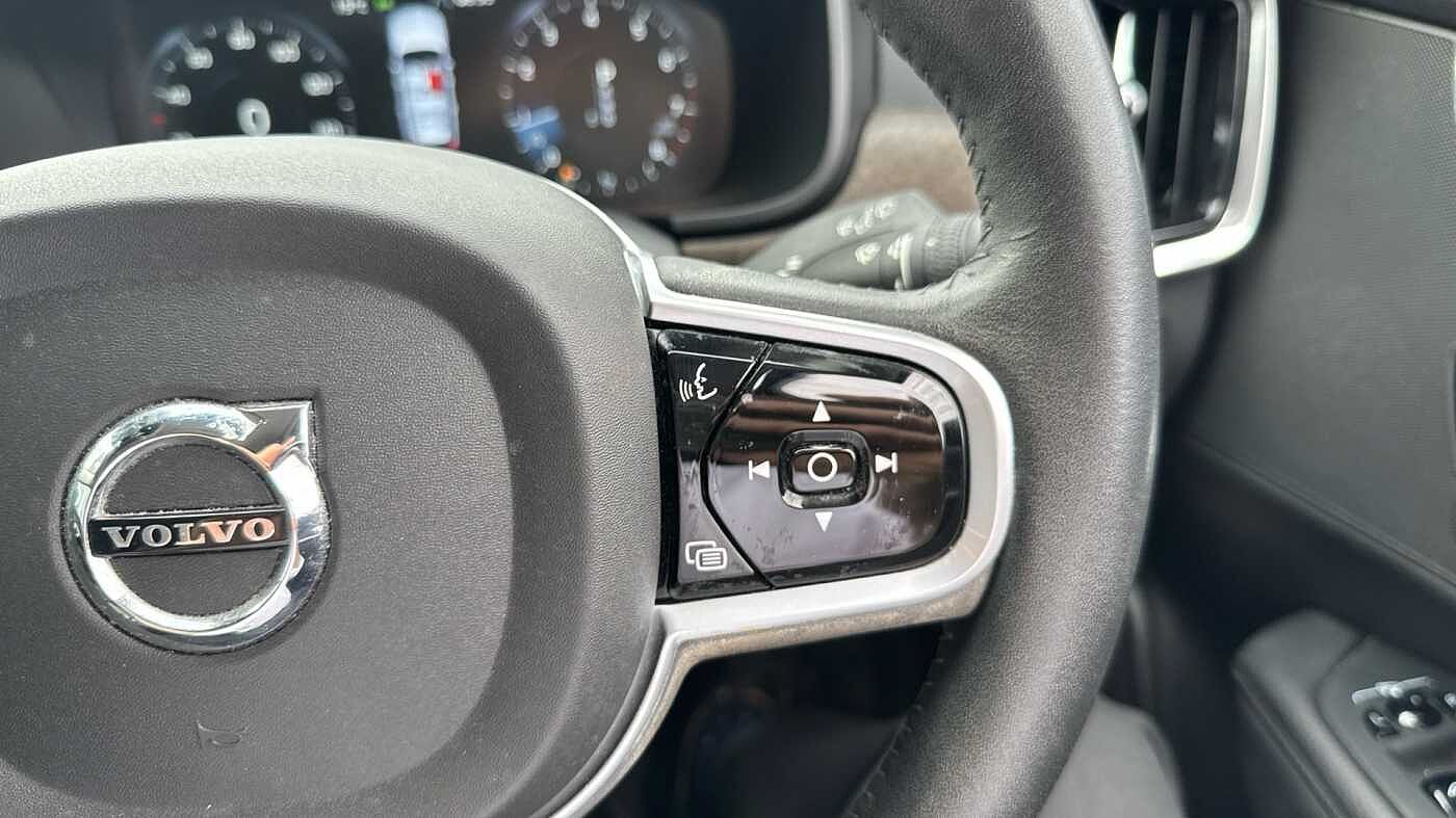 Volvo V90 Cross Country T5 AWD Plus Automatic