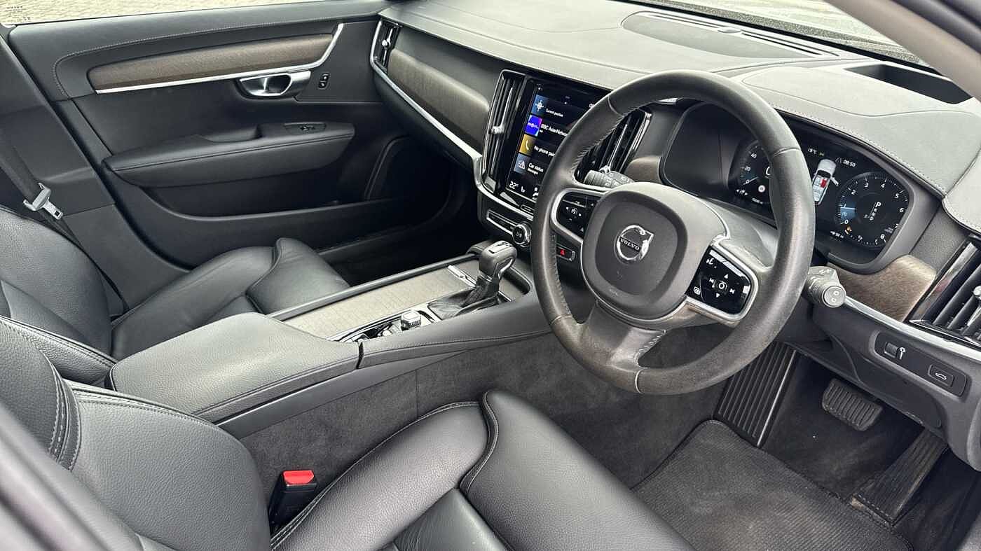 Volvo V90 Cross Country T5 AWD Plus Automatic