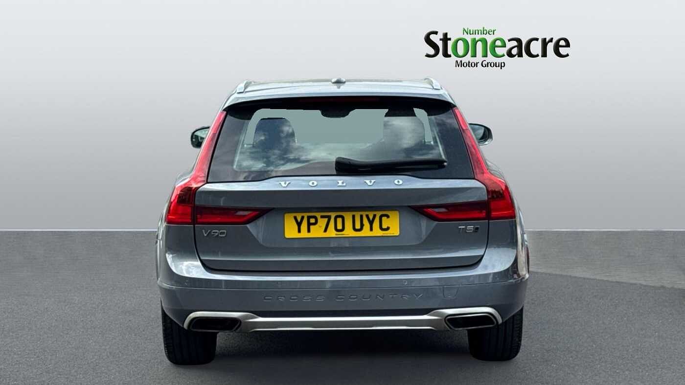 Volvo V90 Cross Country T5 AWD Plus Automatic