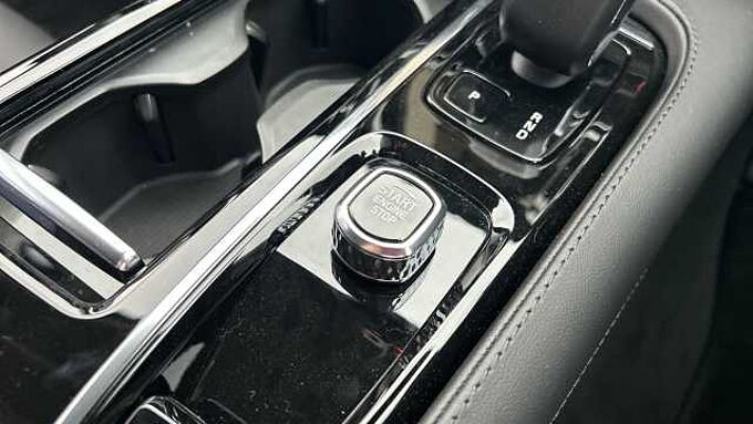 Volvo V90 Plus, T6 AWD Plug-in hybrid, Electric/Petrol, Dark