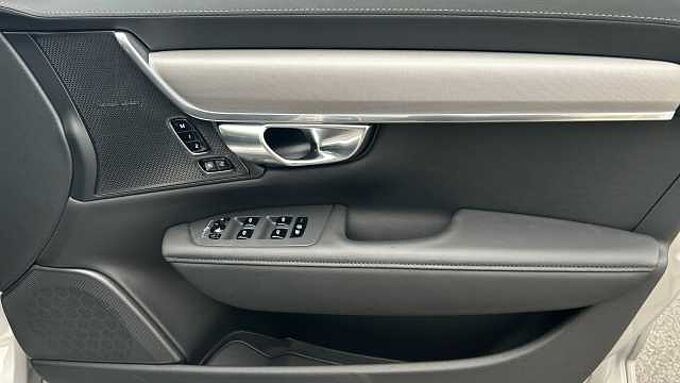 Volvo V90 Plus, T6 AWD Plug-in hybrid, Electric/Petrol, Dark