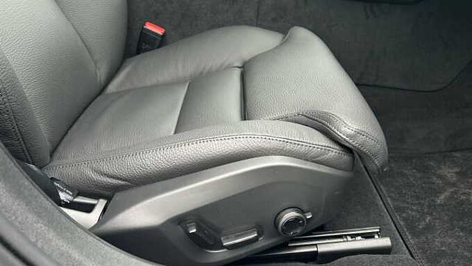 Volvo V90 Plus, T6 AWD Plug-in hybrid, Electric/Petrol, Dark