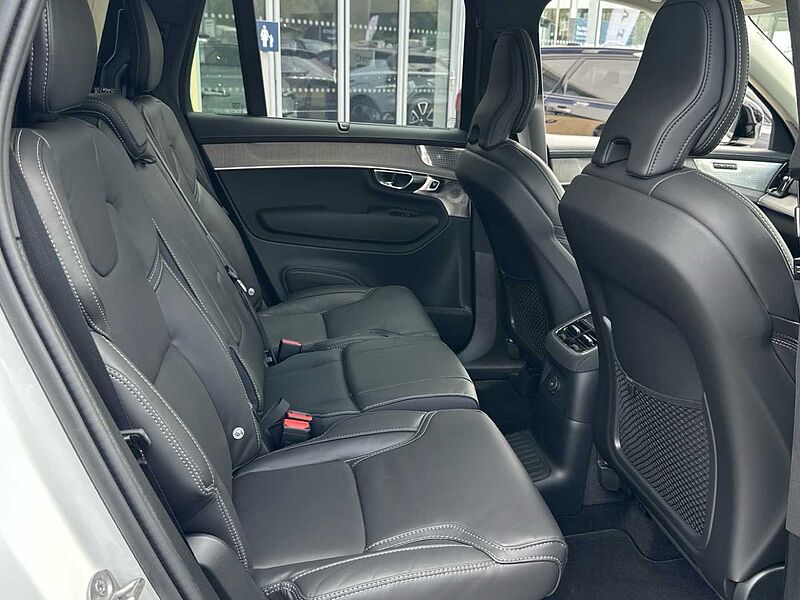 Volvo XC90 Ultra, T8 AWD Plug-in hybrid, Electric/Petrol, Dark, 7 Seats