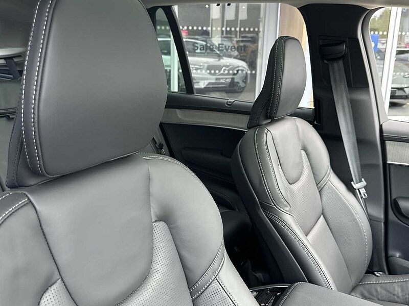 Volvo XC90 Ultra, T8 AWD Plug-in hybrid, Electric/Petrol, Dark, 7 Seats