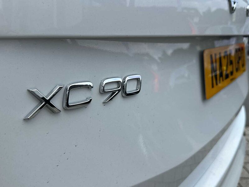 Volvo XC90 Ultra, T8 AWD Plug-in hybrid, Electric/Petrol, Dark, 7 Seats