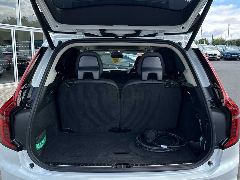 Volvo XC90 Ultra, T8 AWD Plug-in hybrid, Electric/Petrol, Dark, 7 Seats