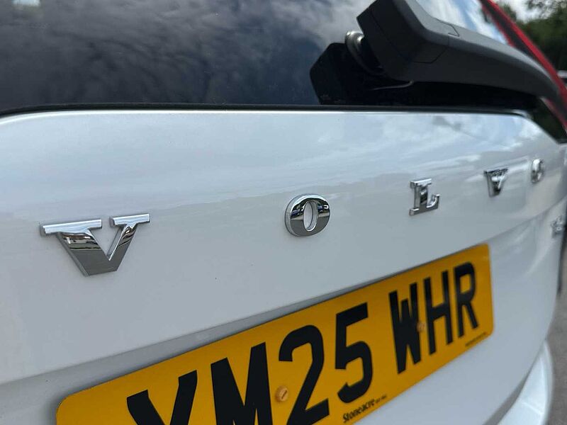 Volvo XC90 Ultra, T8 AWD Plug-in hybrid, Electric/Petrol, Dark, 7 Seats