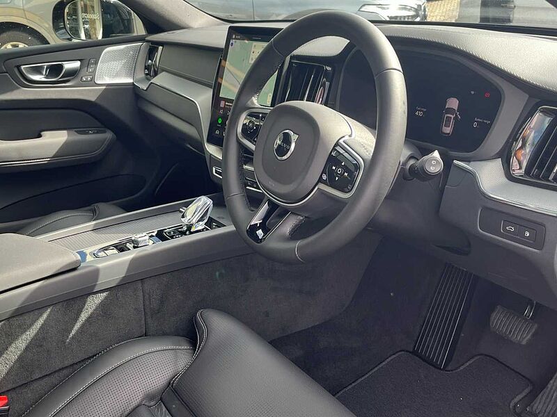Volvo XC60 Black Edition Ultra, T8 AWD Plug-in hybrid, Electric/Petrol