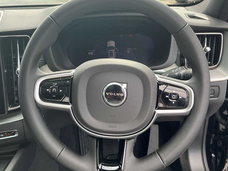 Volvo XC60 Black Edition Ultra, T8 AWD Plug-in hybrid, Electric/Petrol
