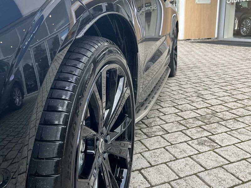 Volvo XC60 Black Edition Ultra, T8 AWD Plug-in hybrid, Electric/Petrol