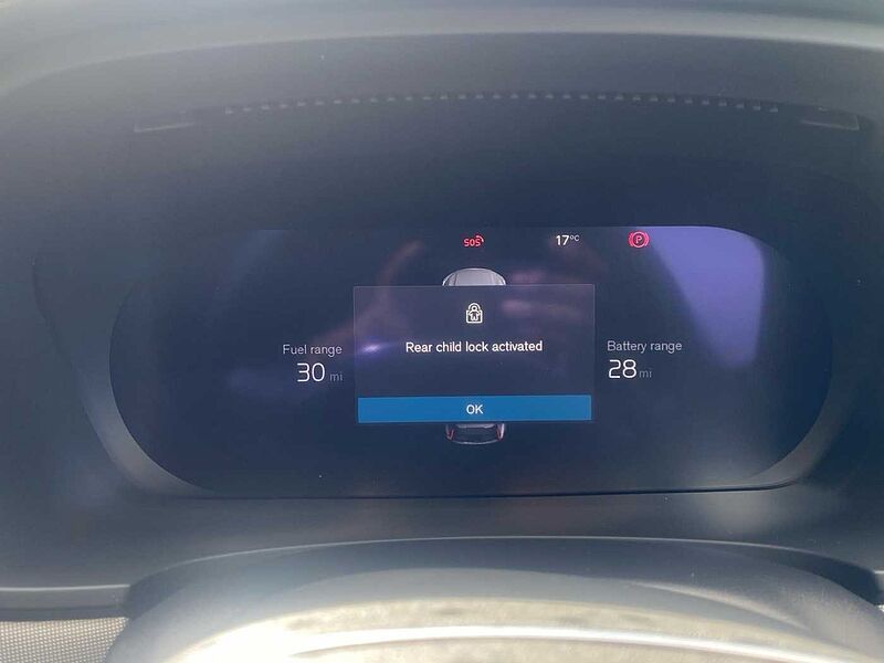 Volvo V90 Ultra, T8 AWD Plug-in hybrid, Electric/Petrol, Dark