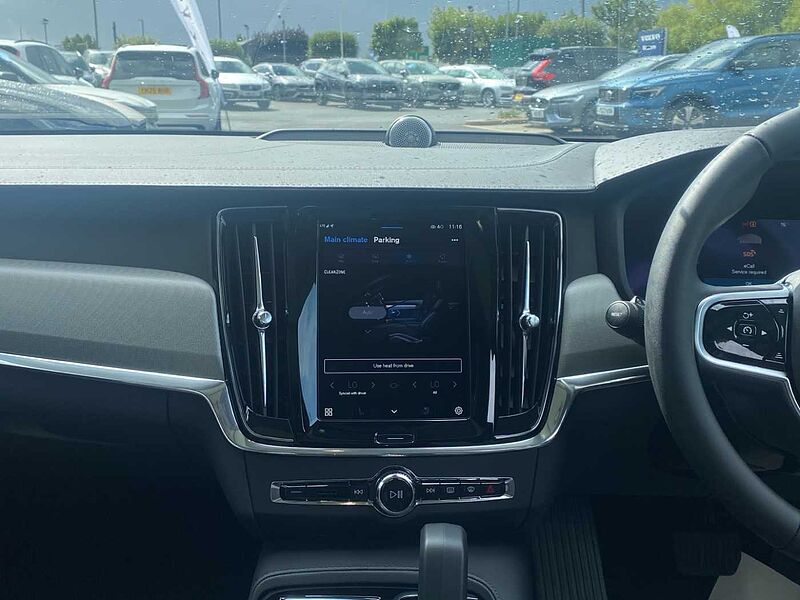 Volvo V90 Ultra, T8 AWD Plug-in hybrid, Electric/Petrol, Dark