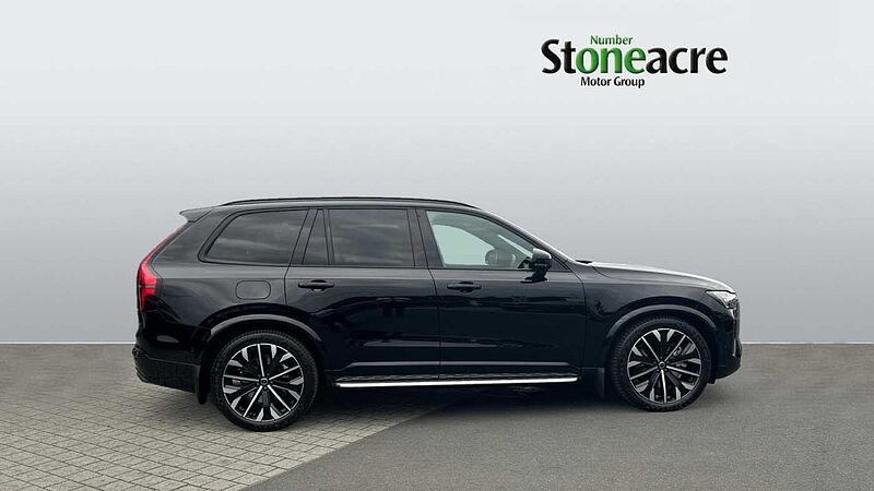 Volvo XC90 Ultra, T8 AWD Plug-in hybrid, Electric/Petrol, Dark, 7 Seats