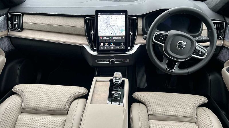 Volvo XC90 Ultra, T8 AWD Plug-in hybrid, Electric/Petrol, Dark, 7 Seats