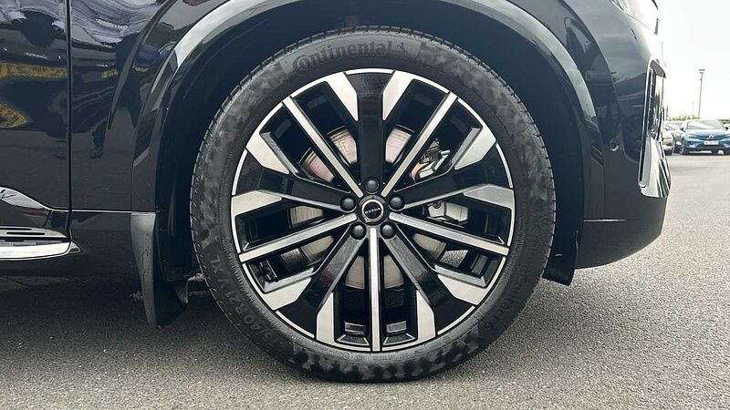 Volvo XC90 Ultra, T8 AWD Plug-in hybrid, Electric/Petrol, Dark, 7 Seats
