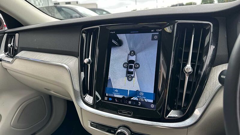 Volvo S60 Recharge Plus, T8 AWD Plug-in hybrid, Electric/Petrol, Dark