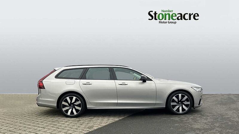 Volvo V90 Plus, T6 AWD Plug-in hybrid, Electric/Petrol, Dark