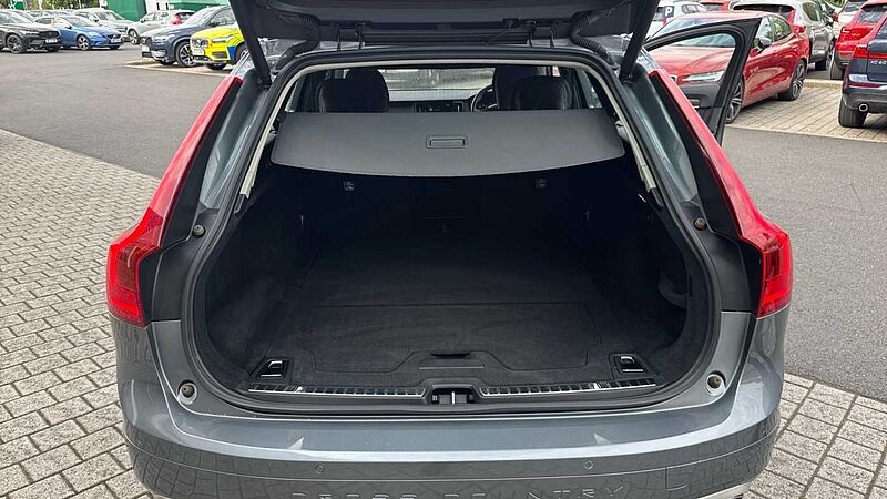 Volvo V90 Cross Country T5 AWD Plus Automatic