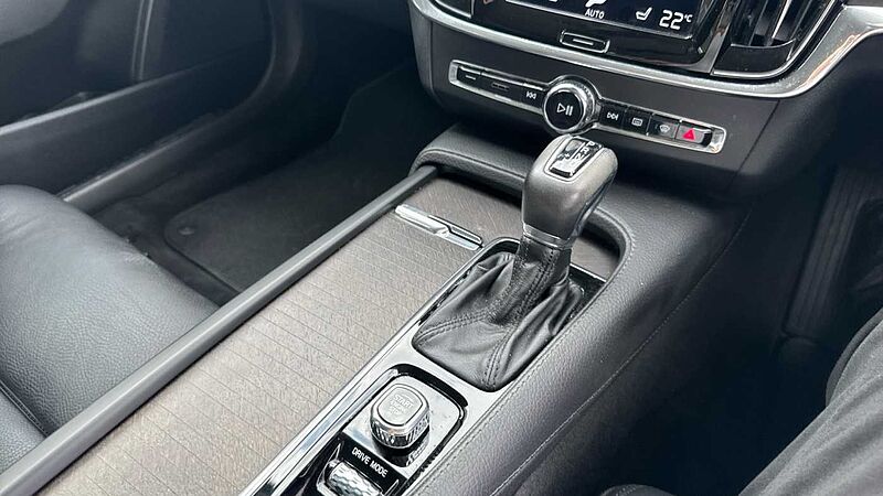 Volvo V90 Cross Country T5 AWD Plus Automatic