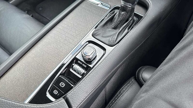 Volvo V90 Cross Country T5 AWD Plus Automatic