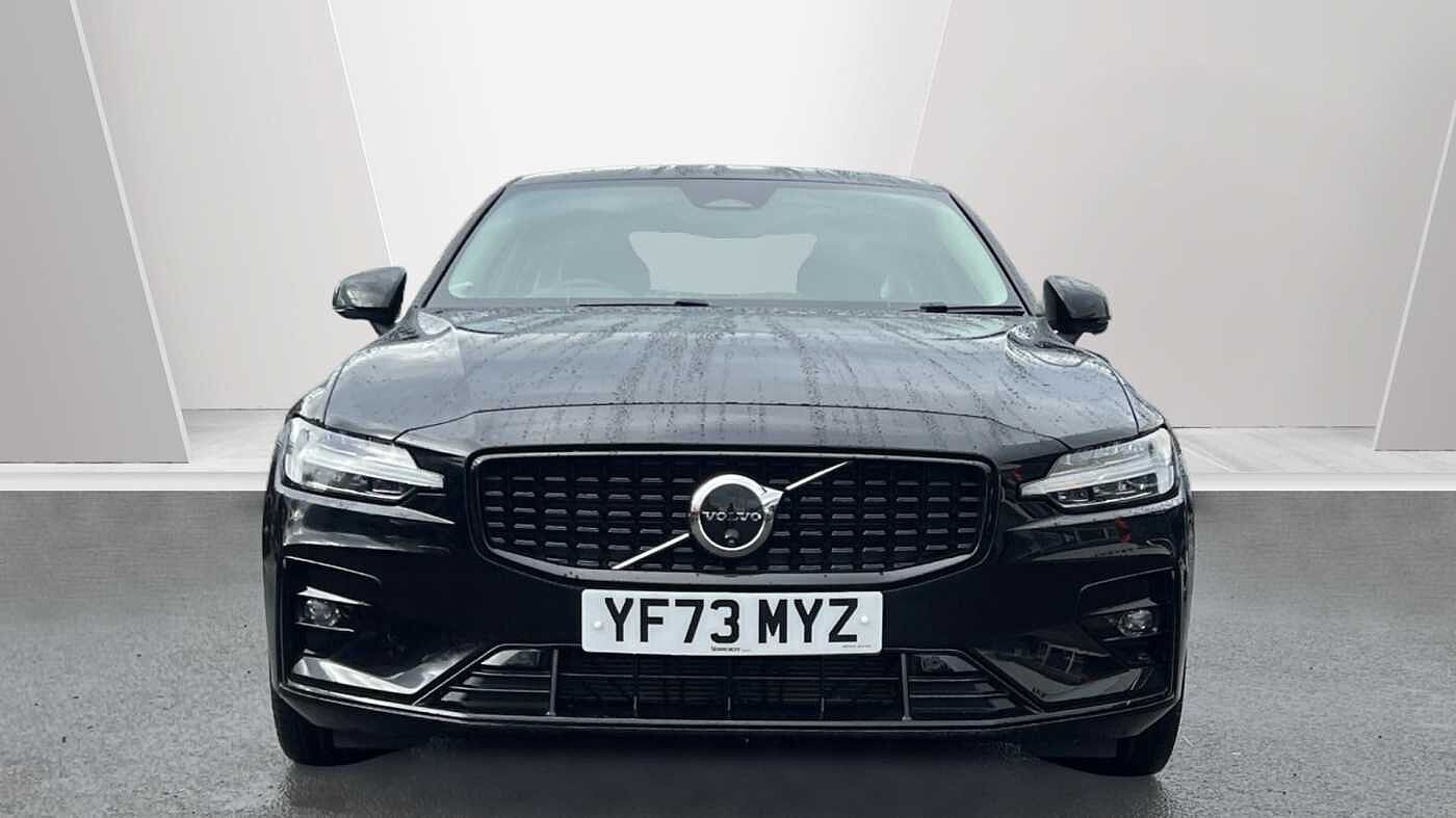 Volvo S60 Plus, B5 AWD Mild hybrid, Petrol, Dark