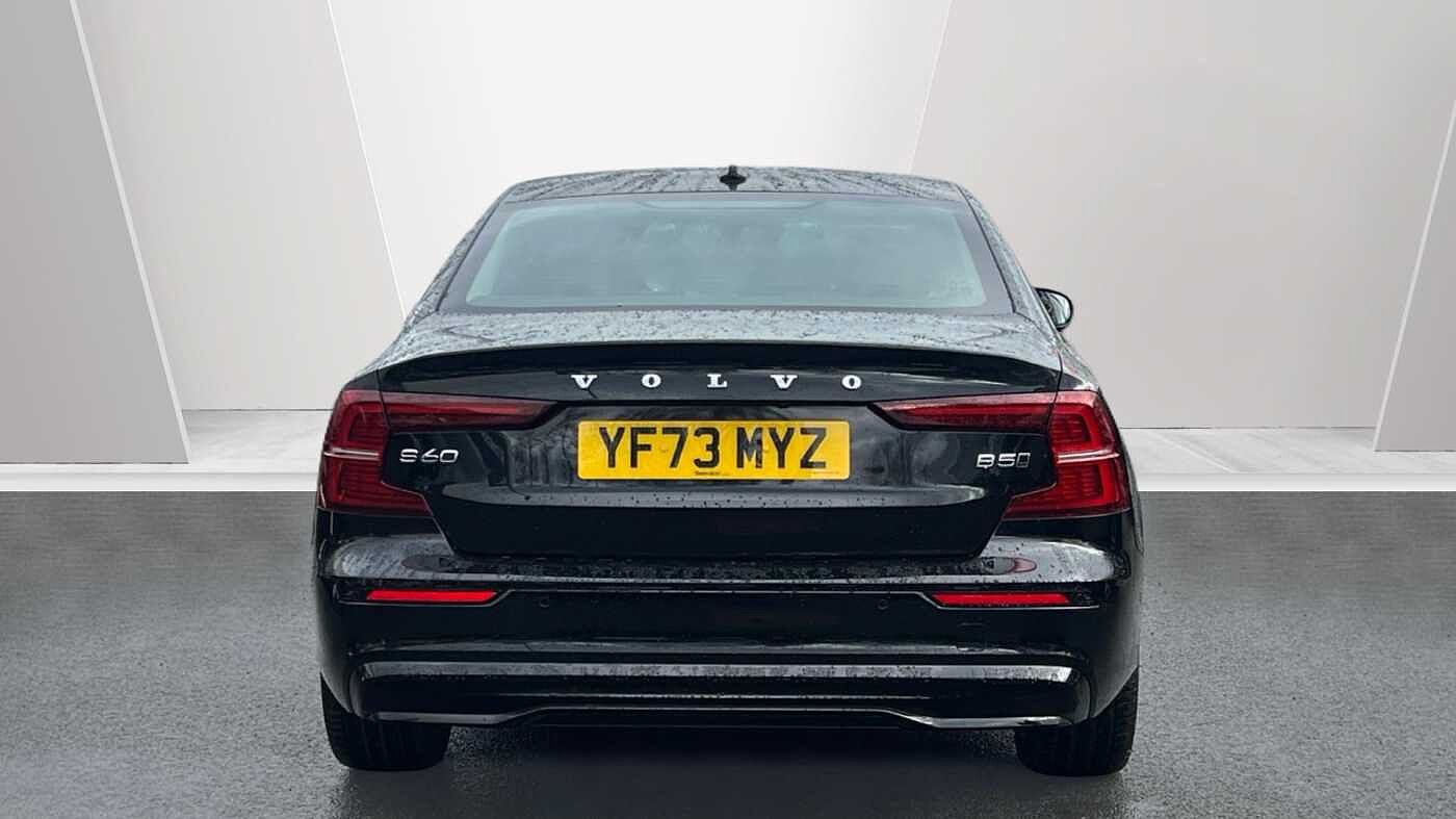 Volvo S60 Plus, B5 AWD Mild hybrid, Petrol, Dark