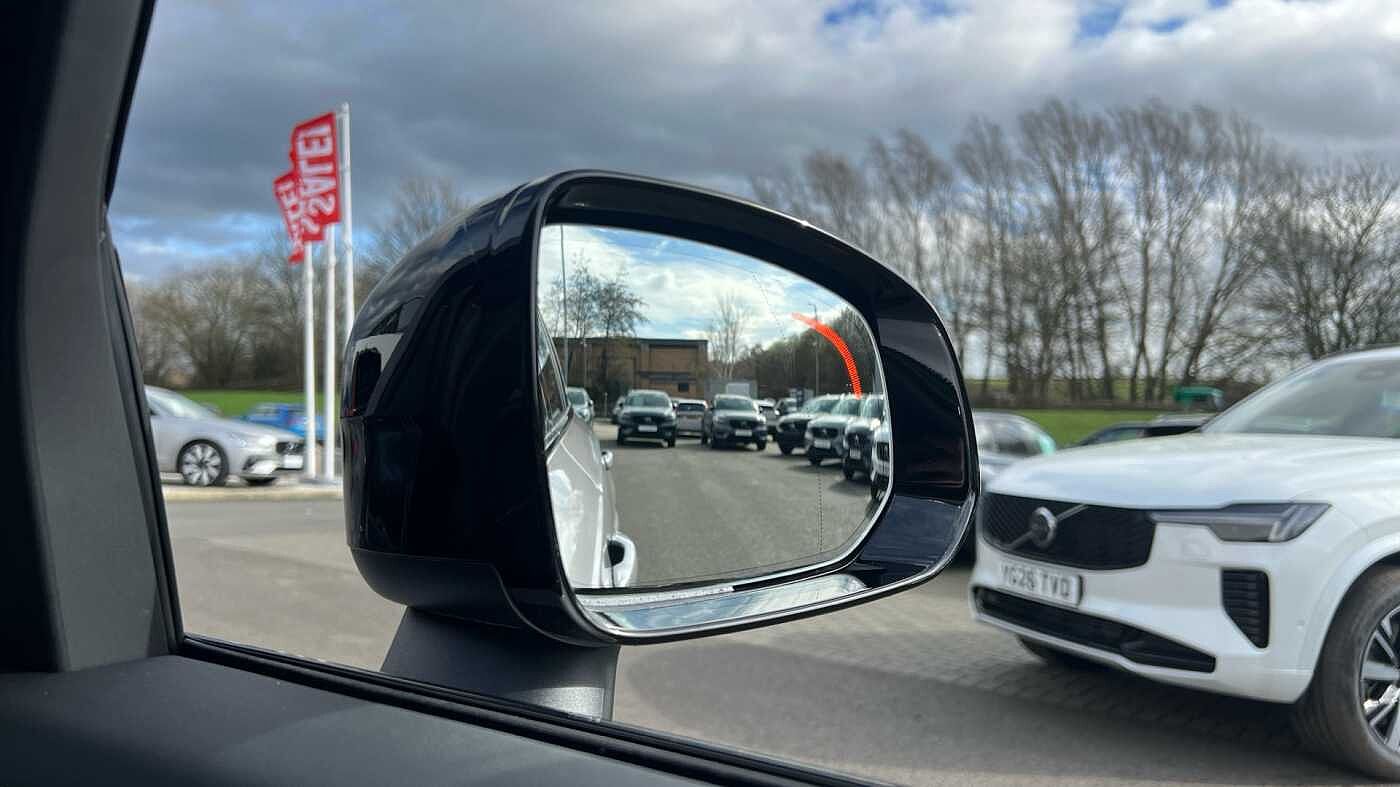 Volvo XC90 Ultra, T8 AWD Plug-in hybrid, Electric/Petrol, Dark, 7 Seats