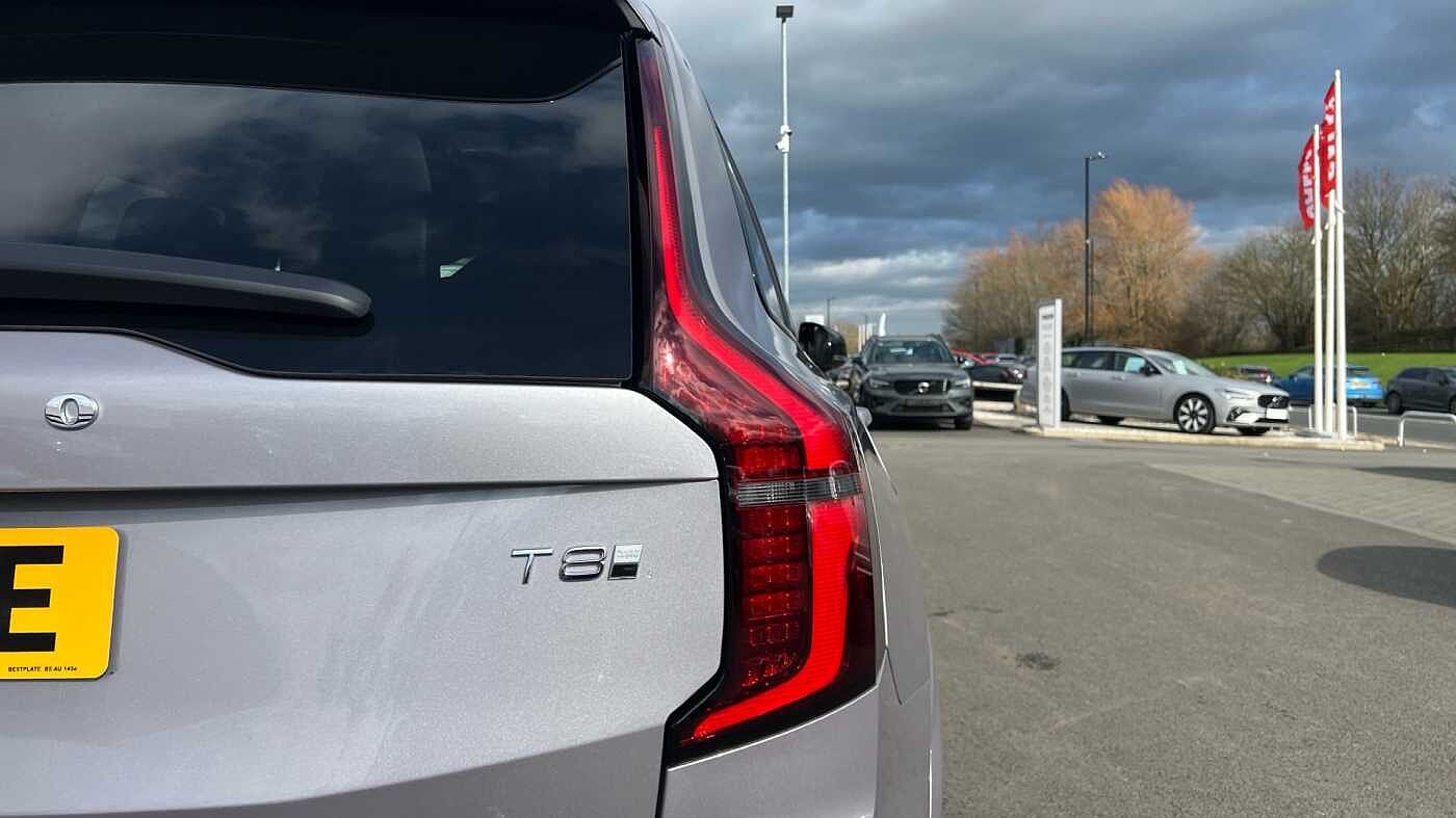 Volvo XC90 Ultra, T8 AWD Plug-in hybrid, Electric/Petrol, Dark, 7 Seats