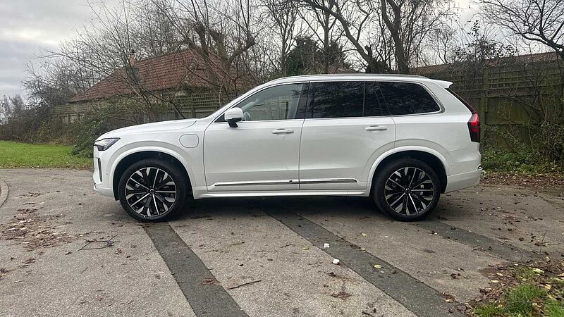 Volvo XC90 Ultra, T8 AWD Plug-in hybrid, Electric/Petrol, Bright, 7 Seats